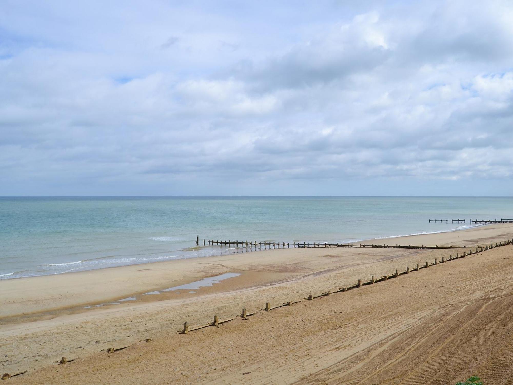 Villa Rosemarys Sea View à Bacton  Extérieur photo